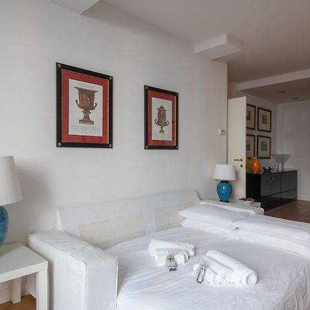 Paglietta Quattro Apartment Bologna Bagian luar foto