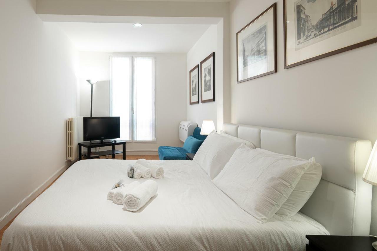 Paglietta Quattro Apartment Bologna Bagian luar foto