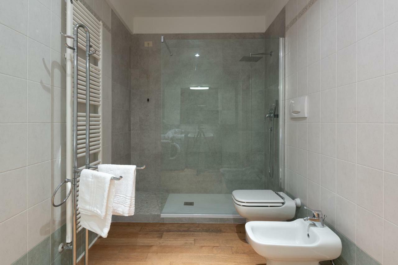Paglietta Quattro Apartment Bologna Bagian luar foto